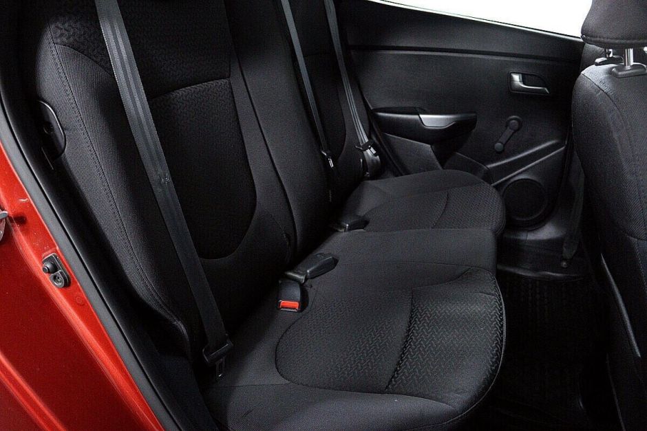 Kia Rio, 1.4 л, АТ, 2017 фото 13