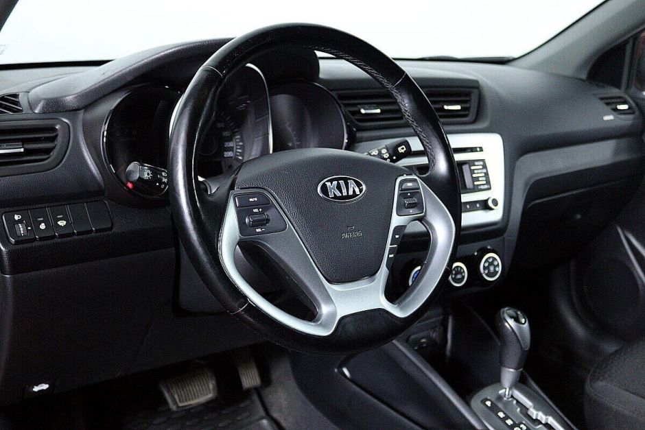 Kia Rio, 1.4 л, АТ, 2017 фото 17