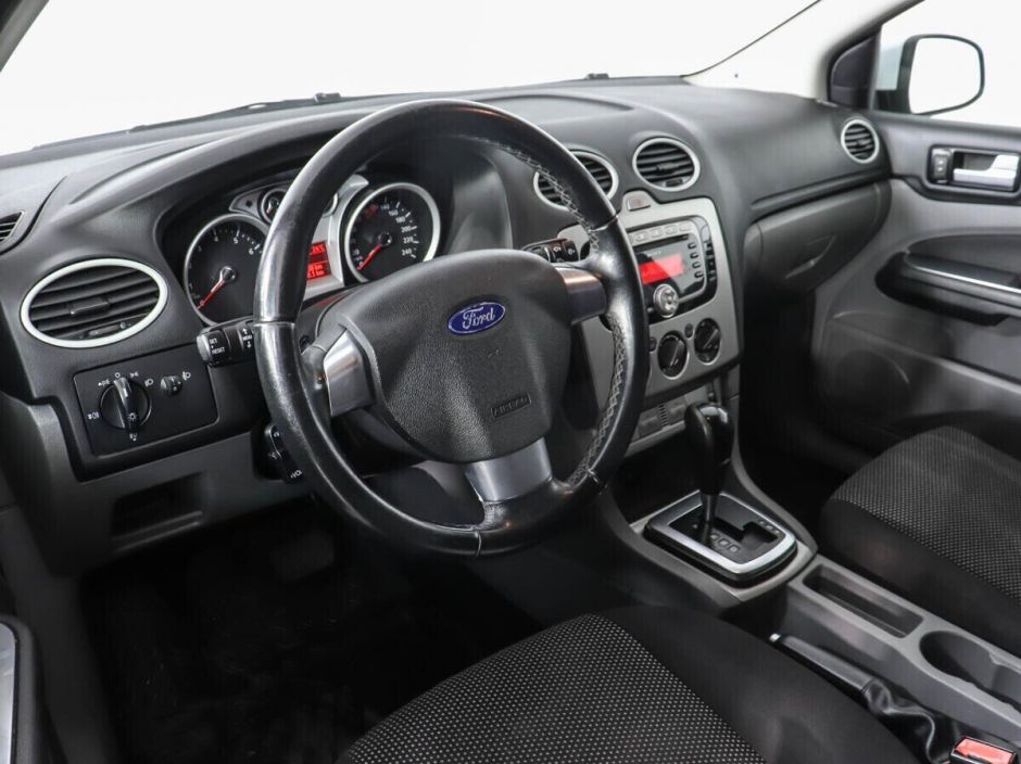 Ford Focus, 1.6 л, АТ, 2010 фото 11