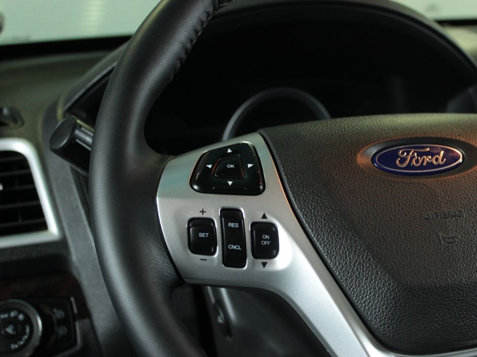 Ford Explorer, 3.5 л, АТ, 2012 фото 8