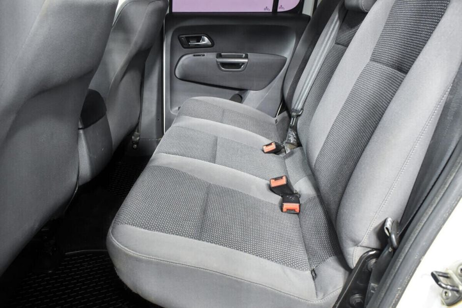 Volkswagen Amarok, 2.0 л, МТ, 2012 фото 1