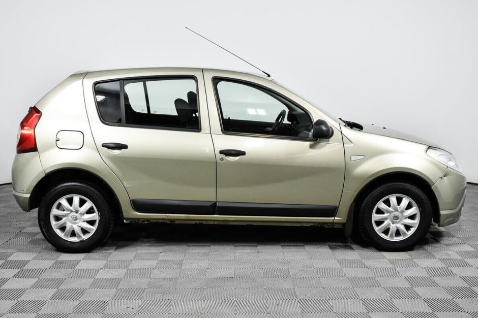 Renault Sandero, 1.6 л, АТ, 2011 фото 6