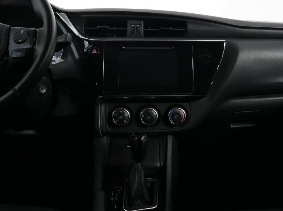 Toyota Corolla, 1.6 л, Вариатор, 2018 фото 14