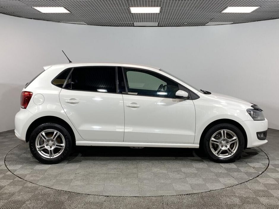 Volkswagen Polo, 1.4 л, Робот, 2012 фото 6
