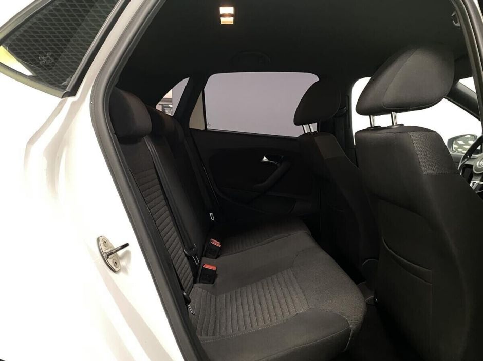 Volkswagen Polo, 1.4 л, Робот, 2012 фото 15