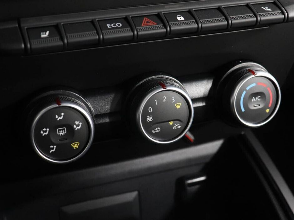 Renault Duster, 1.6 л, МТ, 2021 фото 18