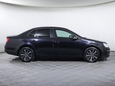 Volkswagen Jetta, 1.4 л, РКПП, 2010 фото 6