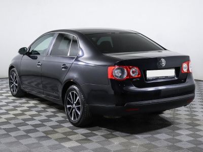 Volkswagen Jetta, 1.4 л, РКПП, 2010 фото 9