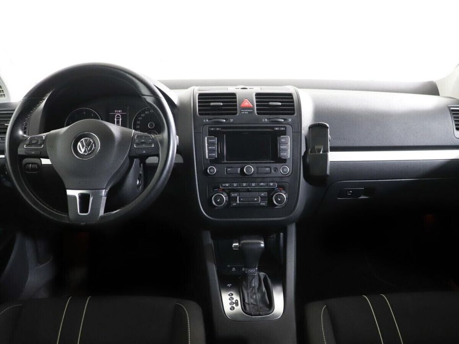 Volkswagen Jetta, 1.4 л, Робот, 2010 фото 14