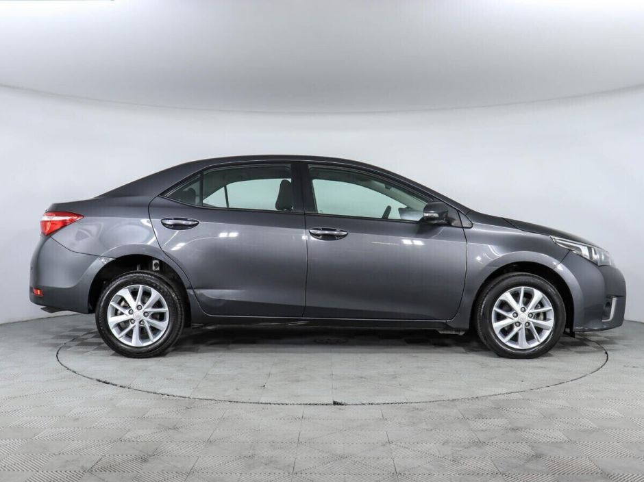 Toyota Corolla, 1.6 л, Вариатор, 2015 фото 6