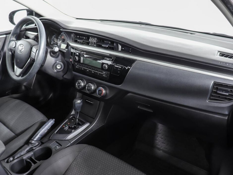Toyota Corolla, 1.6 л, Вариатор, 2015 фото 12