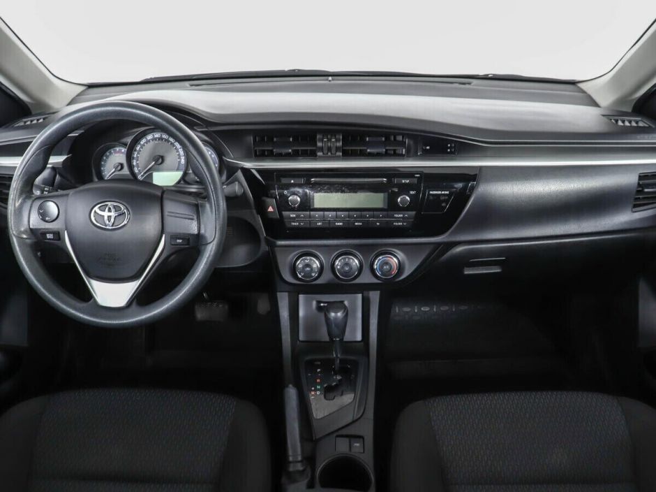 Toyota Corolla, 1.6 л, Вариатор, 2015 фото 13