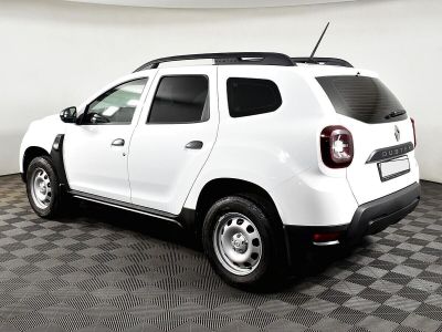 Renault Duster, 1.6 л, МКПП, 2021 фото 9