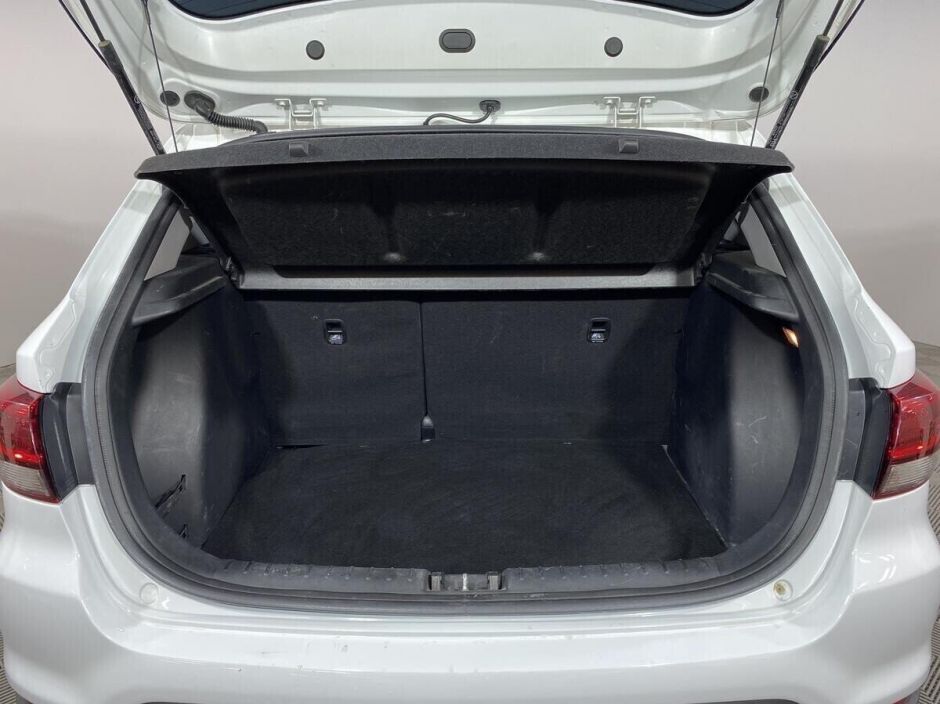 Kia Rio, 1.6 л, АТ, 2020 фото 17