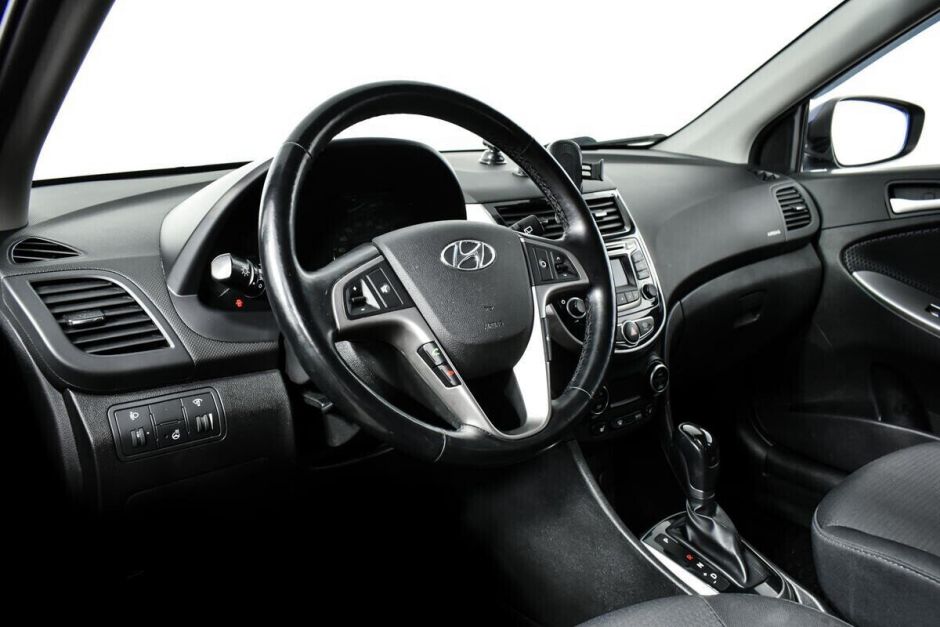 Hyundai Solaris, 1.6 л, АТ, 2015 фото 14