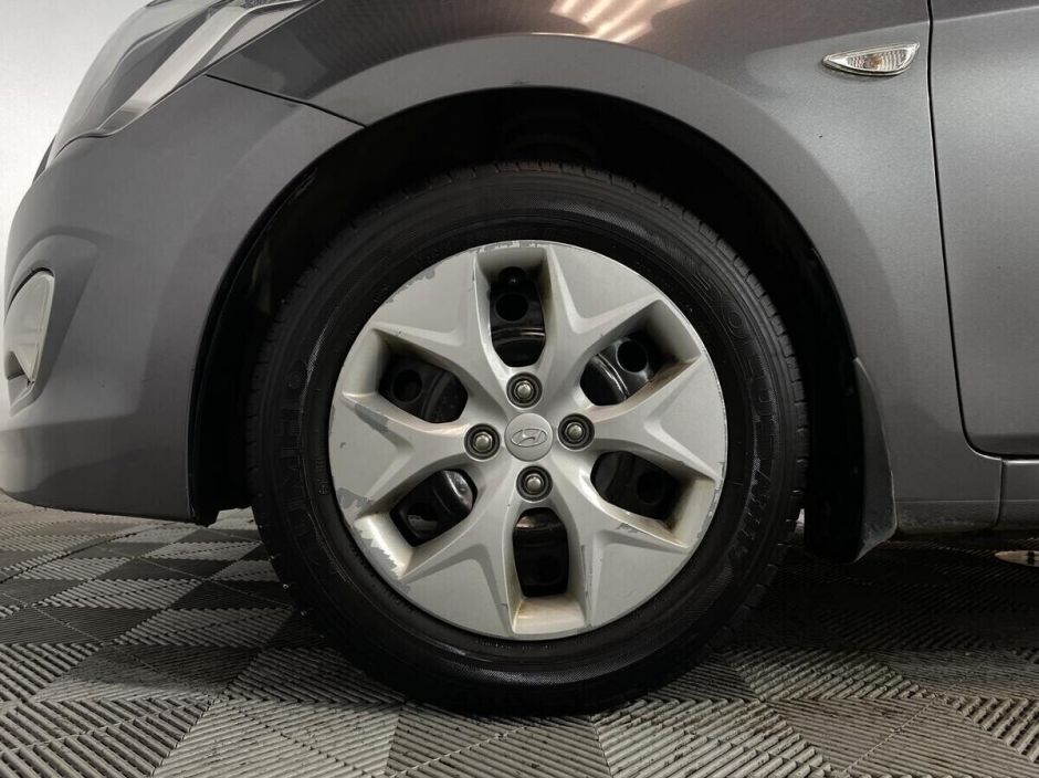 Hyundai Solaris, 1.4 л, МТ, 2015 фото 1