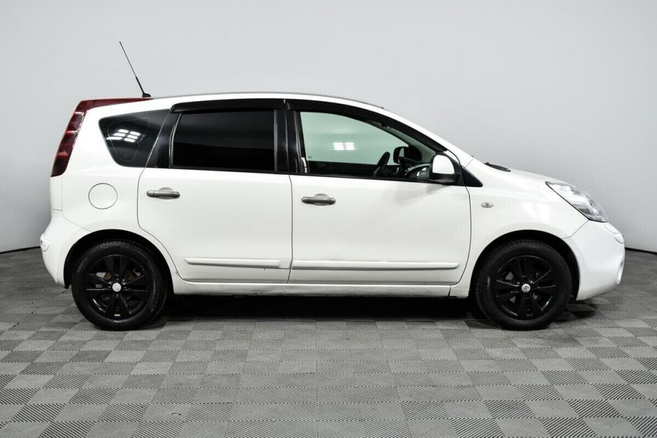 Nissan Note, 1.6 л, АТ, 2010 фото 6