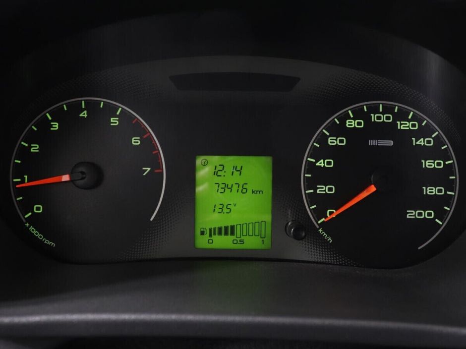 LADA (ВАЗ) Granta, 1.6 л, МТ, 2012 фото 13