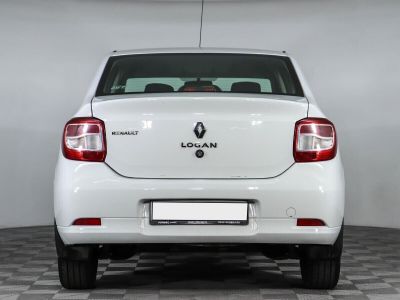 Renault Logan, 1.6 л, МКПП, 2015 фото 8