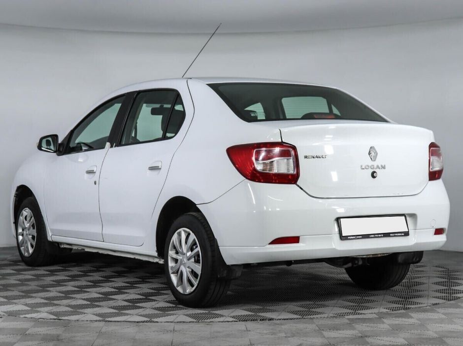 Renault Logan, 1.6 л, МТ, 2015 фото 9