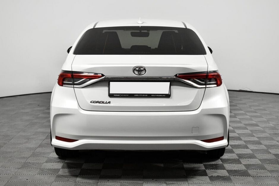 Toyota Corolla, 1.6 л, Вариатор, 2019 фото 8