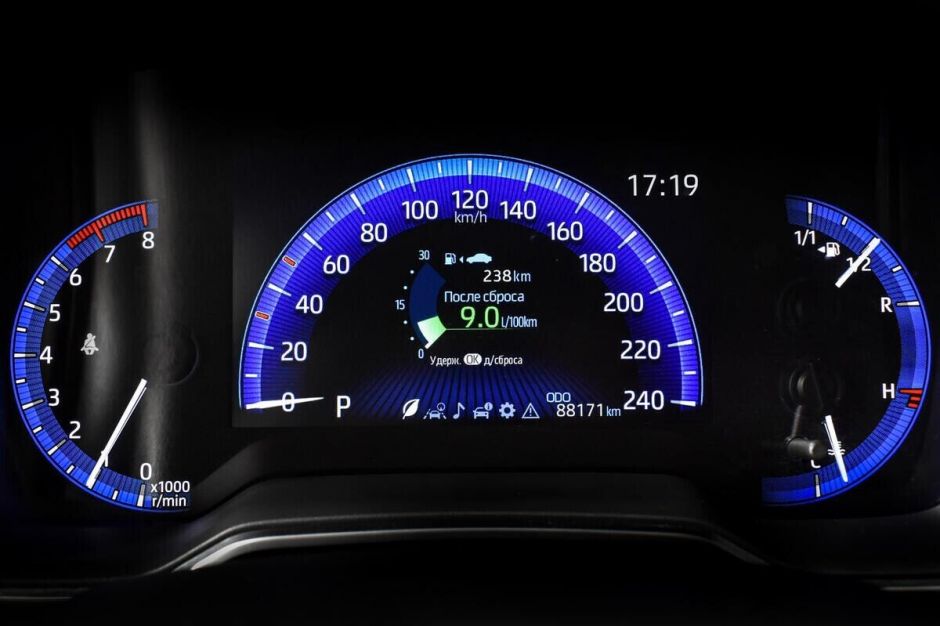 Toyota Corolla, 1.6 л, Вариатор, 2019 фото 12