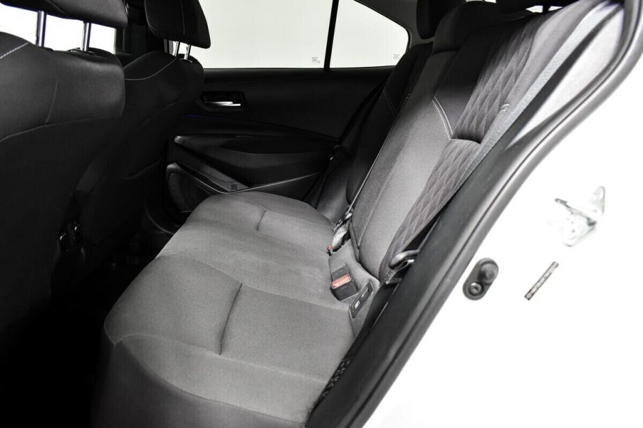 Toyota Corolla, 1.6 л, Вариатор, 2019 фото 14