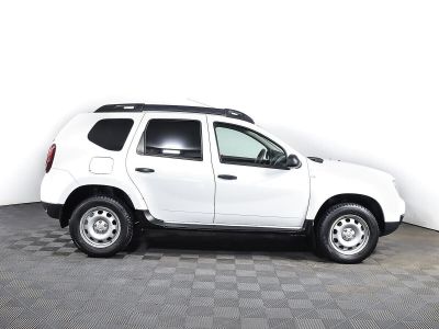 Renault Duster, 1.6 л, МКПП, 2017 фото 6