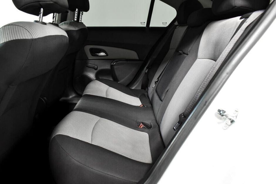 Chevrolet Cruze, 1.6 л, АТ, 2011 фото 2