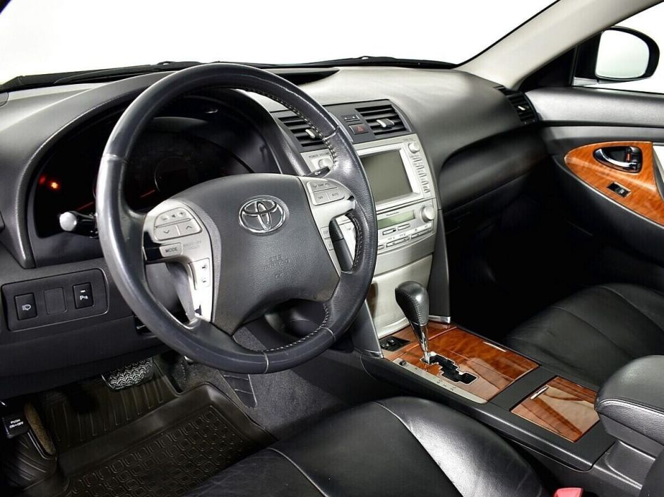 Toyota Camry, 2.5 л, АТ, 2011 фото 17
