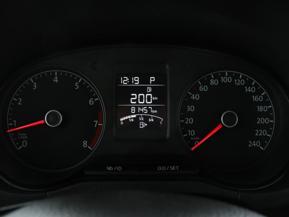 Volkswagen Polo, 1.6 л, АТ, 2016 фото 2