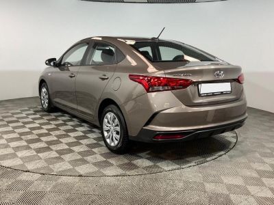 Hyundai Solaris, 1.6 л, АКПП, 2022 фото 9