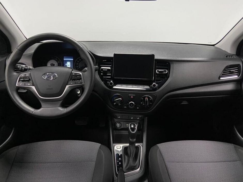 Hyundai Solaris, 1.6 л, АТ, 2022 фото 12