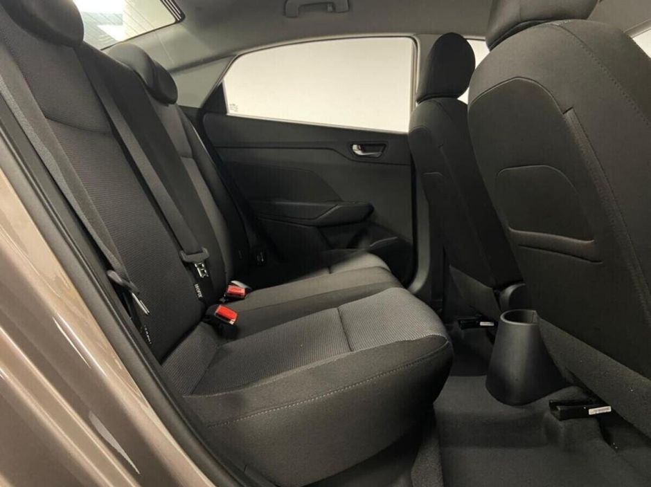 Hyundai Solaris, 1.6 л, АТ, 2022 фото 15