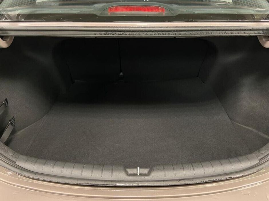 Hyundai Solaris, 1.6 л, АТ, 2022 фото 16