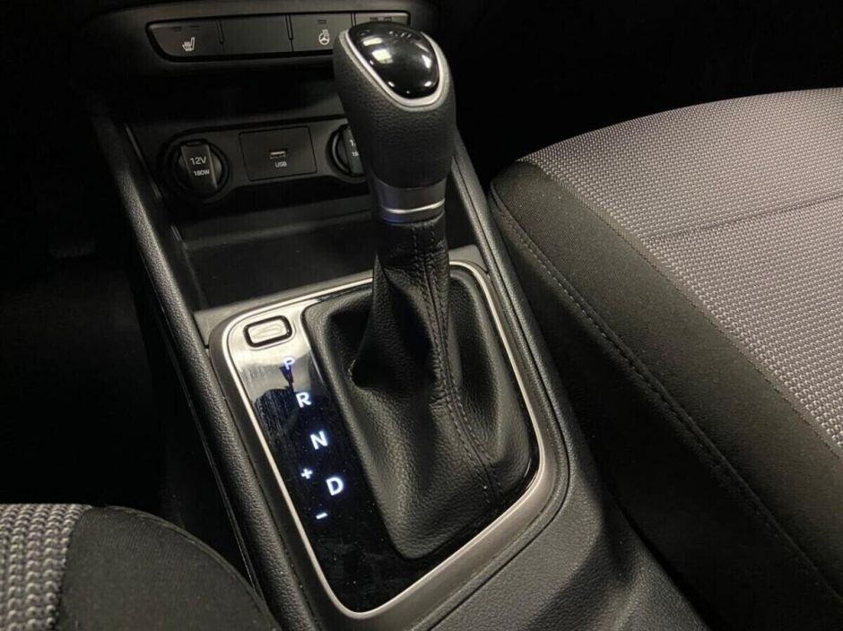 Hyundai Solaris, 1.6 л, АТ, 2022 фото 18