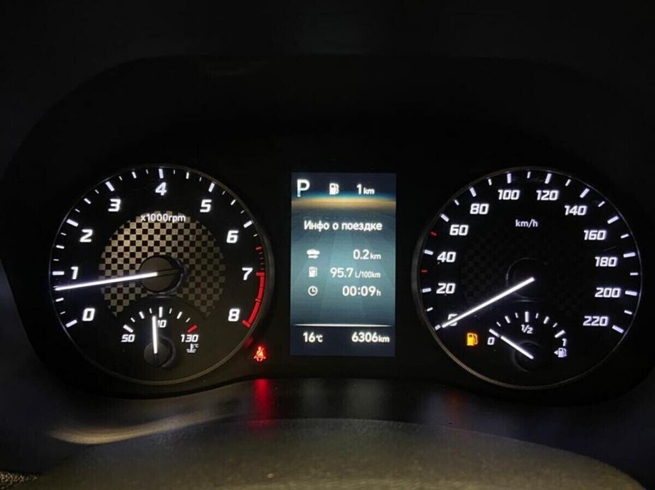 Hyundai Solaris, 1.6 л, АТ, 2022 фото 2