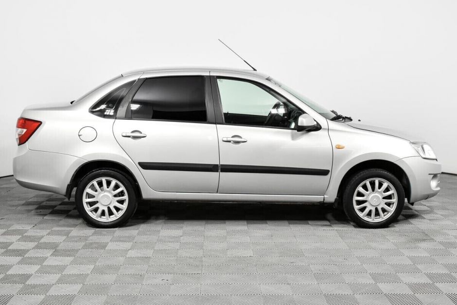 LADA (ВАЗ) Granta, 1.6 л, АТ, 2014 фото 6