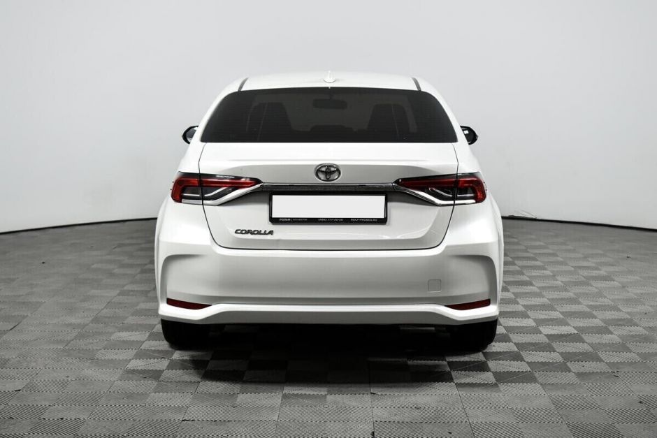 Toyota Corolla, 1.6 л, Вариатор, 2019 фото 8