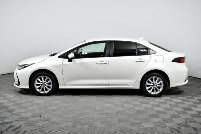 Toyota Corolla, 1.6 л, CVT, 2019 фото 10