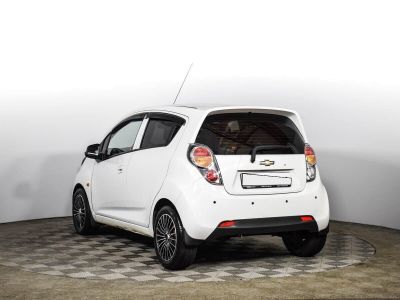 Chevrolet Spark, 1.0 л, АКПП, 2012 фото 9