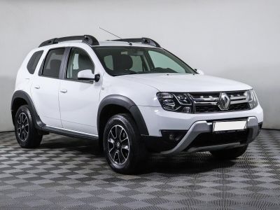 Renault Duster, 2.0 л, МКПП, 2021 фото 5