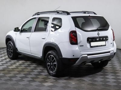 Renault Duster, 2.0 л, МКПП, 2021 фото 9