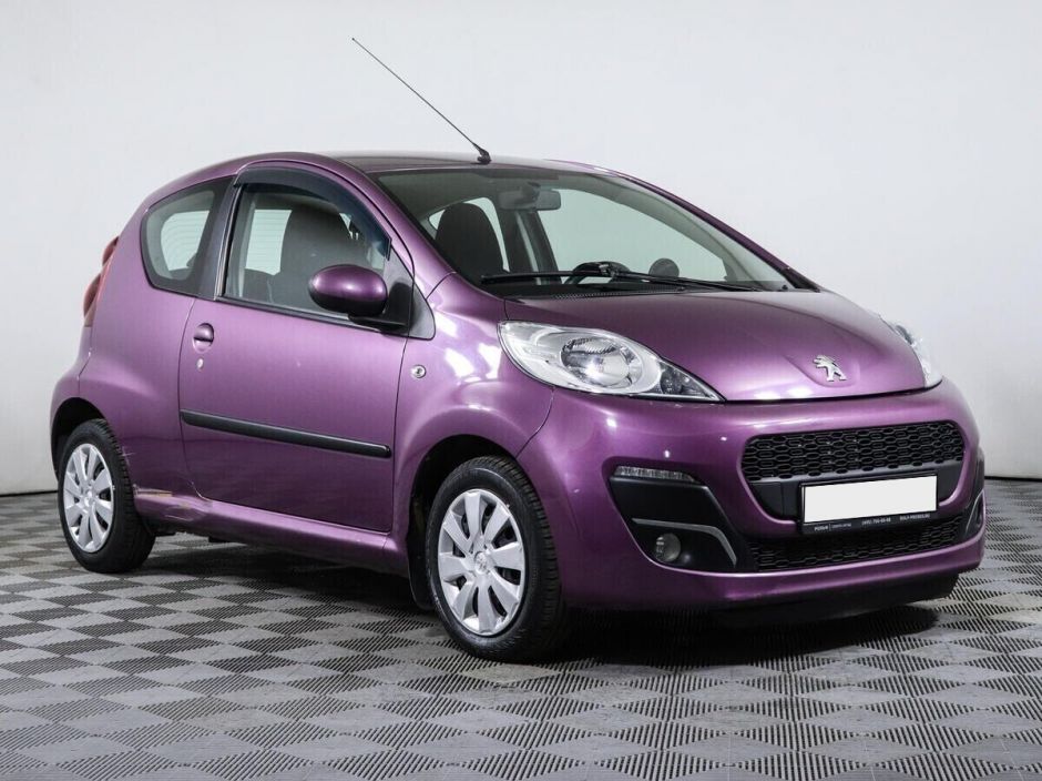 Peugeot 107, 1.0 л, Робот, 2012 фото 5