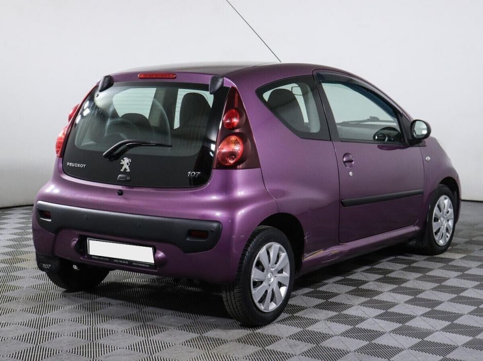 Peugeot 107, 1.0 л, Робот, 2012 фото 7