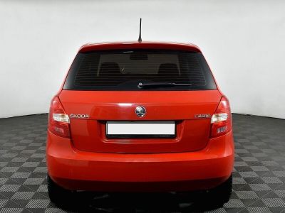 Skoda Fabia, 1.2 л, МКПП, 2013 фото 8