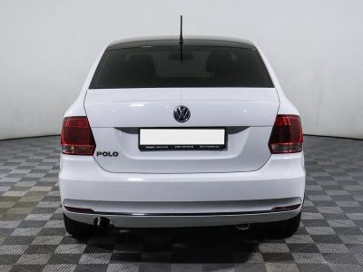 Volkswagen Polo, 1.6 л, АКПП, 2016 фото 8