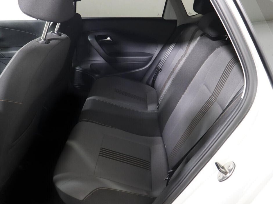 Volkswagen Polo, 1.6 л, АТ, 2016 фото 12