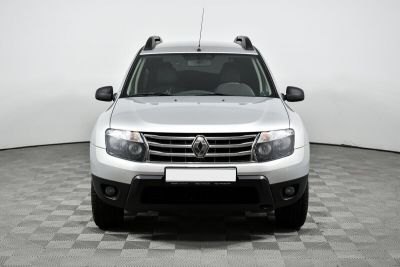 Renault Duster, 2.0 л, АКПП, 2014 фото 4