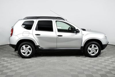 Renault Duster, 2.0 л, АКПП, 2014 фото 6